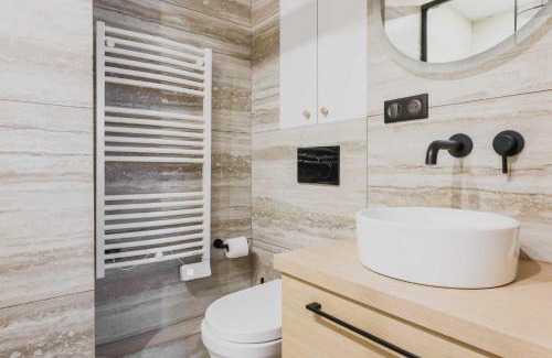 Quartier de la Roquette Apartment | Discover CMG - Bastille / Charonne: Family-Friendly Retreat