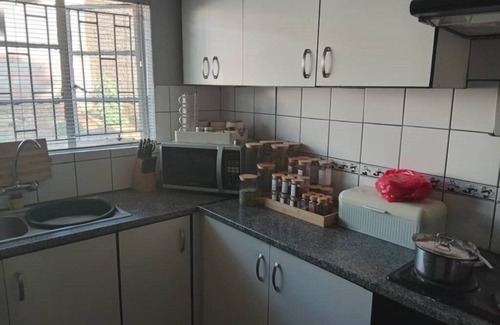 Windhoek Apartment | Welcoming Bed & Breakfast with Air Conditioning in the Heart of Windhoek