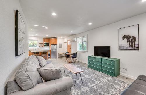 Grants Pass House | Inviting Grants Pass Retreat - Steps from the Park!