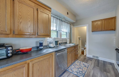 Boardman House | Inviting Retreat in Youngstown with Private Backyard & Spa