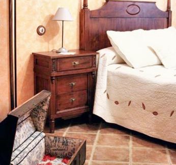 Hueva House | Inviting Hueva House with Breathtaking Views & Family-Friendly