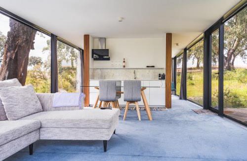 Foros de Vale de Figueira House | Relaxing Retreat with Pool and Lake View in Montemor o Novo