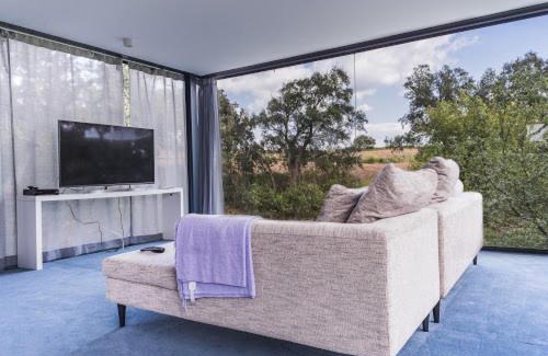 Foros de Vale de Figueira House | Relaxing Retreat with Pool and Lake View in Montemor o Novo