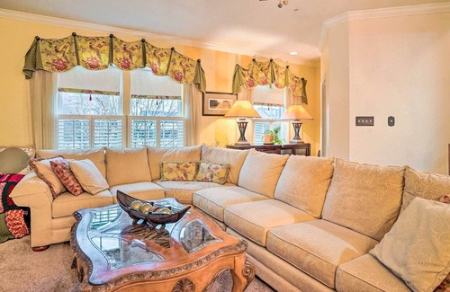 Richmond House | Welcoming Townhome ~ 14 Mi to Dtwn Richmond!