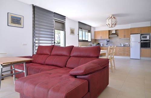 Llanca Villa | Villa Moderna with Pool & Ocean Views | Guest Rated 10/10