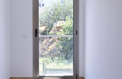 Llanca Villa | Villa Moderna with Pool & Ocean Views | Guest Rated 10/10