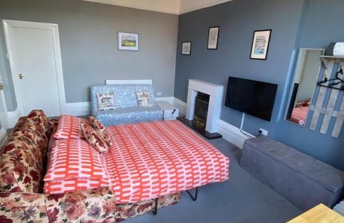 New Brighton Apartment | Highly Rated Apartment in New Brighton, Child Friendly Amenities