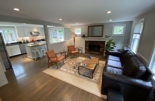 Harwich Center House | Modern 3-Bedroom Cape House with Ocean View & Hot Tub