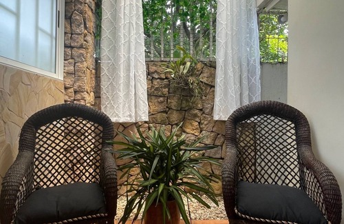 Ciudad Colon House | Cozy 3-Bedroom House with Fast WiFi and Family Amenities