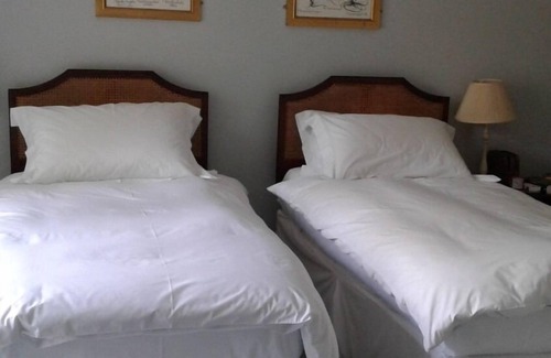 Ewen Bed & Breakfast | Exceptional Well Cottage B&B: Guest Rated 9.8, Child-Friendly