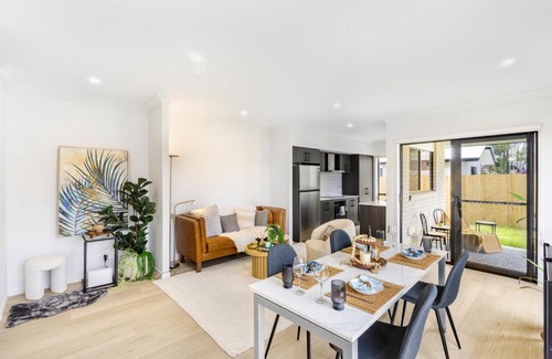 Browns Plains House | Cozy 3BR Retreat at Browns Plain – Ideal for Your Getaway