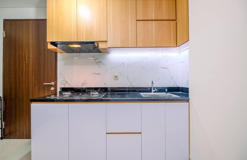 Bekasi Apartment | Stylish 2Br Corner Apartment with Kitchen in Cibubur