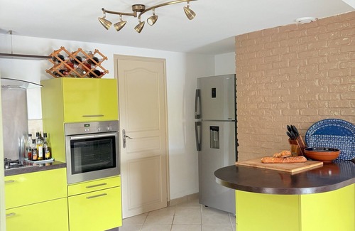 Murviel-les-Beziers Villa | Inviting Villa with Private Pool, Mountain & Ocean Views