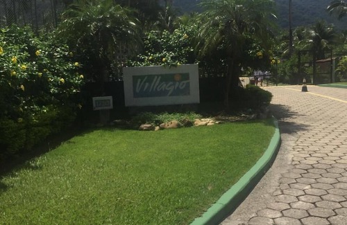 Maresias House | Ideal Oceanfront Home in Premier Seaside Condominium