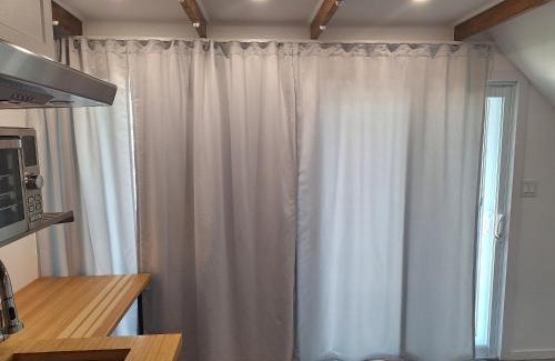 Saint-Hubert Apartment | Cozy Non-Smoking Studio with Breakfast - Rated 9.2/10!