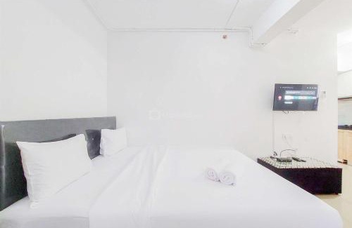 South Tangerang Apartment | Cozy Urban Retreat at Serpong Apartment by Travelio
