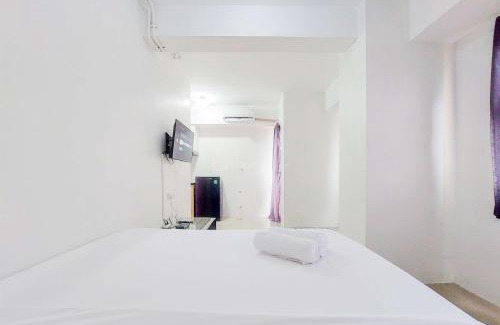 South Tangerang Apartment | Cozy Urban Retreat at Serpong Apartment by Travelio