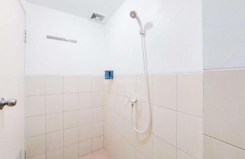 South Tangerang Apartment | Cozy Urban Retreat at Serpong Apartment by Travelio