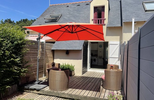 Piriac-sur-Mer Condo | Family-Friendly Retreat Steps from the Beach