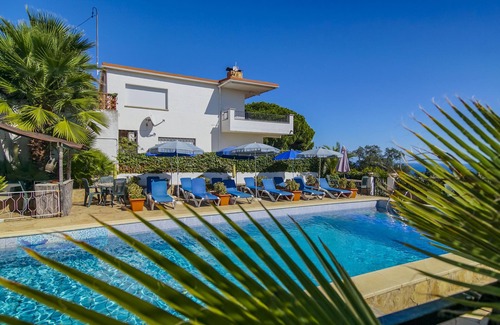 Canyelles House | Oceanfront Retreat with Pool and Breathtaking Sea Views