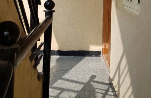 Bengaluru House | Conveniently Located 2BHK Flat with Kitchen Amenities