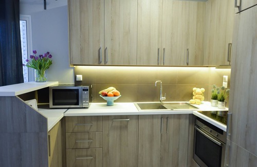 Kariotai Apartment | Prime 2BR Apartment with Pool Access in Lefkada