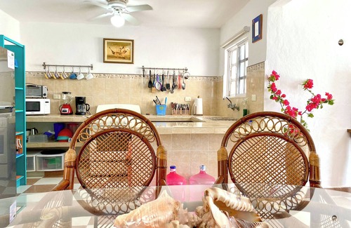 Chelem House | Prime Beachfront 3 BR House with Spa & Breakfast Included
