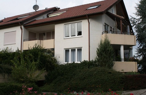 Hagnau Apartment | Inviting Apartment with Pool and Kitchen, Rated 9.6/10