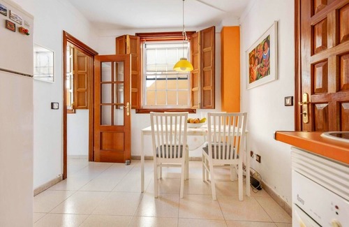 Las Rosas House | Inviting Private Villa with Pool and Ocean View in Costa de Silencio