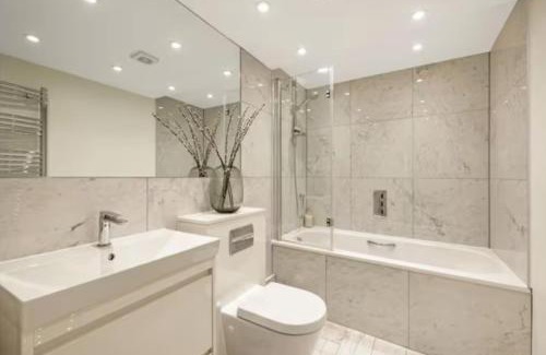 Kensington Apartment | Prime Location Studio Flat – Rated 9.5/10 by Guests