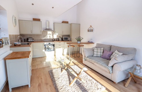 Cheshire West and Chester Cottage | Idyllic Well View Cottage with Garden in Tarporley
