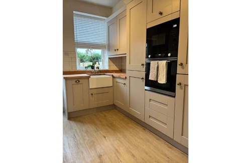 Ilkley Cottage | Family-Friendly Wellington Cottage for Memorable Getaways