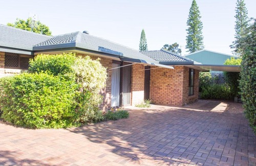 Shelly Beach House | Dog-Friendly Retreat at Wellington Parade, Shelly Beach