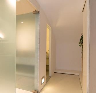 Utrecht City Center Apartment | Relaxing Wellness Apartment on the Wharf in Utrecht
