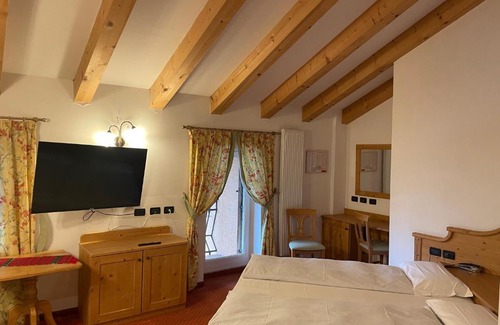 Ronzone Hotel | Relax at Wellness e Resort Stella Delle Alpi with Ocean Views