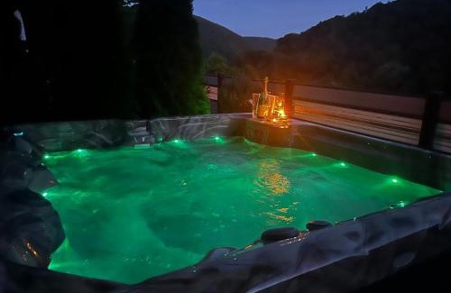 Schonau Apartment | Oceanfront Wellness FeWo Szymecki - Guest Rated 9.8/10