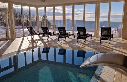 Lopenik Hotel | Relaxing Stay at Wellness Chata Jana with Ocean Views