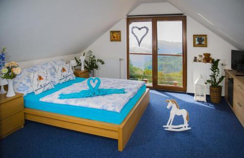 Lopenik Hotel | Relaxing Stay at Wellness Chata Jana with Ocean Views