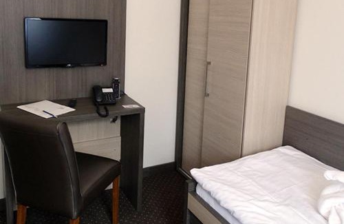Vinne Hotel | Relaxing Wellness Hotel Vinnay with Oceanfront Pool Access