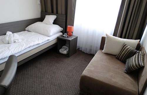 Vinne Hotel | Relaxing Wellness Hotel Vinnay with Oceanfront Pool Access