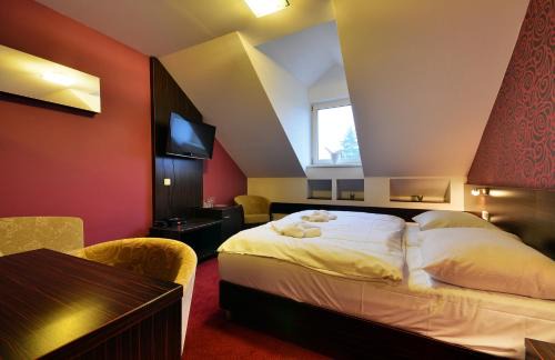 Zlobice House | Relaxing Wellness Penzion Kroměříž with Spa & Pool Access