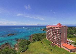 Ueno Resort | Oceanfront Wellness Villa Brisa: Family-Friendly Relaxation