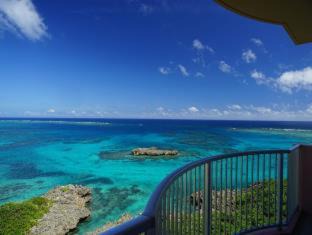 Ueno Resort | Oceanfront Wellness Villa Brisa: Family-Friendly Relaxation