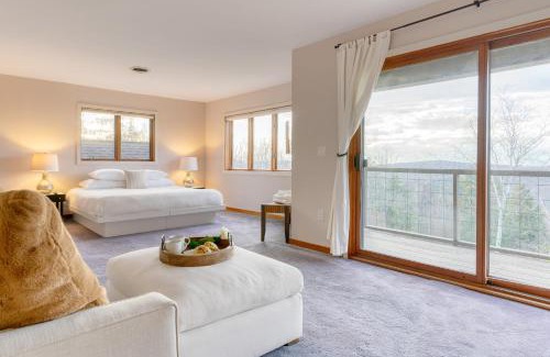 West Stockbridge House | Unwind at Wellspring by AvantStay with Indoor Pool Views