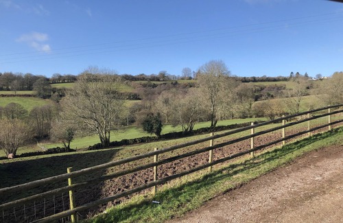 Chepstow Cottage | Pet-Friendly Retreat at Welsh Marches - Blorenge, Rated 10/10
