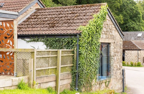 Chepstow Cottage | Pet-Friendly Retreat at Welsh Marches - Blorenge, Rated 10/10