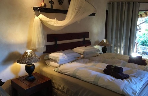 Letsemeng Cabin | Top-Rated Weltevreden Country Guest Lodge with Kitchen & Breakfast