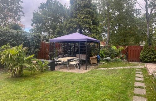 Tegelen House | Weltevree: Guest Rated 10/10 with Family-Friendly Amenities