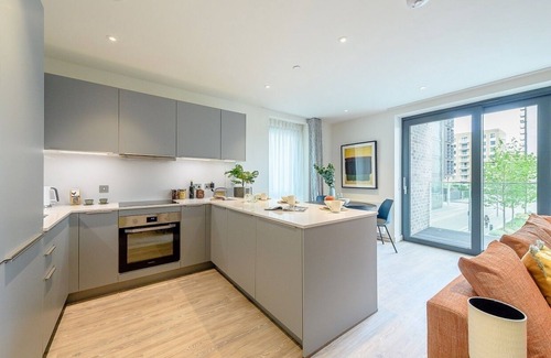 Wembley Park Apartment | Wembley 3 Bed Apartment: Rated 10/10, Family Friendly
