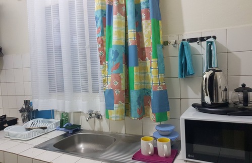 Entebbe House | Cozy Wemofa Pad: 2 Bedroom Self-Catering by the Ocean